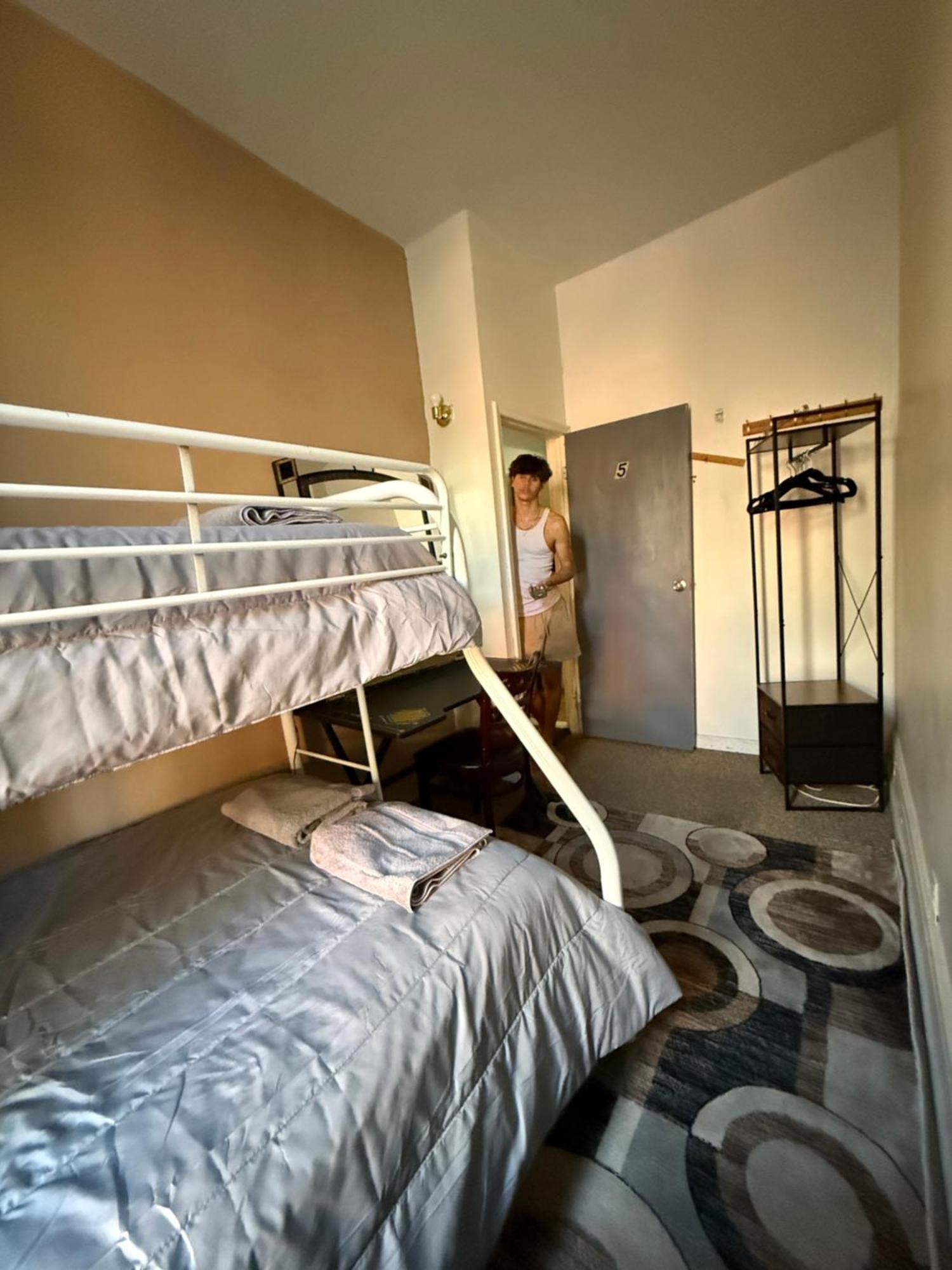 Macaw Guest House New York Exterior photo